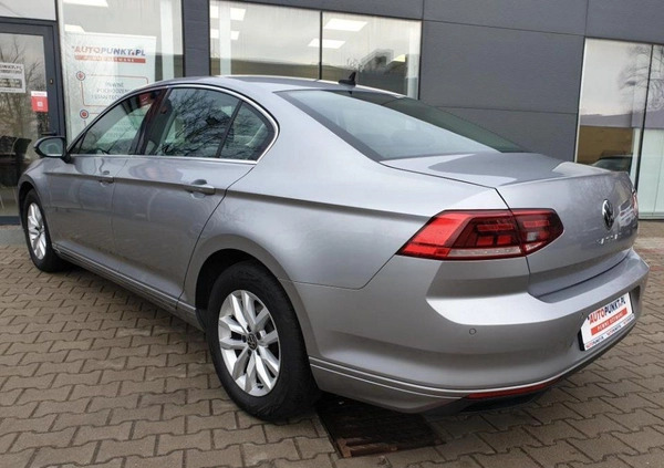 Volkswagen Passat cena 82900 przebieg: 92087, rok produkcji 2020 z Warszawa małe 301